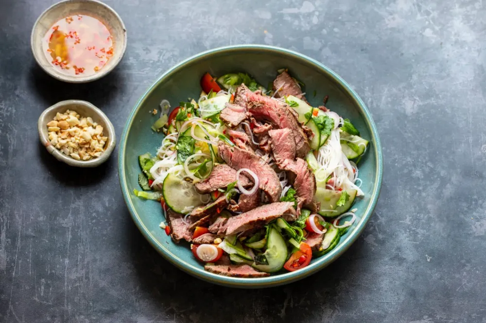 Salade Thaï près de La Destrousse